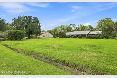 2850 Michigan Street, Melbourne, FL 32904 - Photo 2