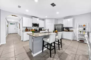 1581 Mineral Loop Dr NW, Palm Bay, FL 32907 - Photo 4