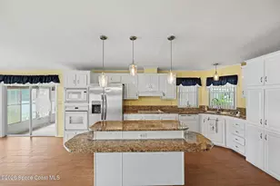173 Scenic Dr, Cocoa, FL 32926 - Photo 4