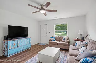 1023 Jersey Ln NE, Palm Bay, FL 32905 - Photo 4