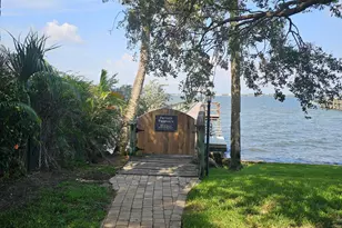 225 River Walk Dr, Melbourne Beach, FL 32951 - Photo 6