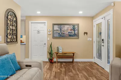 536 Ponderosa Street W, Melbourne, FL 32904 - Photo 8
