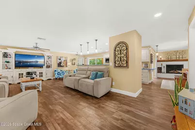 536 Ponderosa Street W, Melbourne, FL 32904 - Photo 18