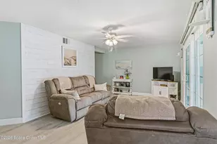 4640 Lake Waterford Way, West Melbourne, FL 32904 - Photo 6