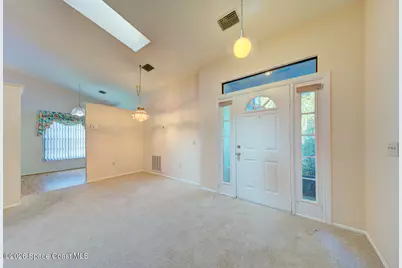 1607 Clover Circle, Melbourne, FL 32935 - Photo 6