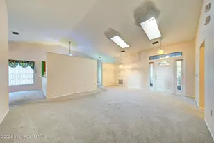 1607 Clover Cir, Melbourne, FL 32935 - Photo 8