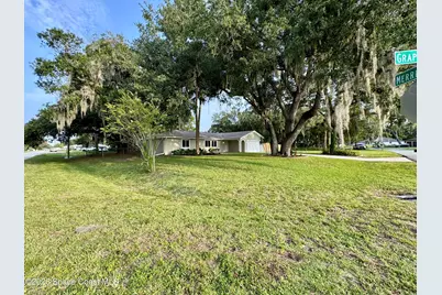 1190 E Grapefruit Road SE, Palm Bay, FL 32909 - Photo 4