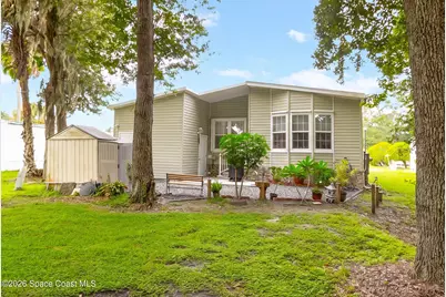 379 Holiday Park Boulevard NE, Palm Bay, FL 32907 - Photo 6