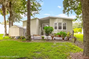 379 Holiday Park Blvd NE, Palm Bay, FL 32907 - Photo 6