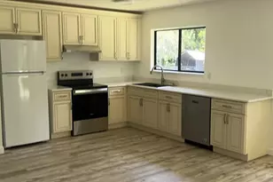 1418 Paley Cir SE, Palm Bay, FL 32909 - Photo 2