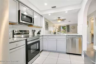 154 San Juan Cir, Melbourne, FL 32935 - Photo 4