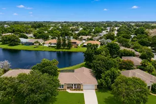 882 Wood Creek Dr, Melbourne, FL 32901 - Photo 1