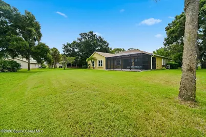882 Wood Creek Drive, Melbourne, FL 32901 - Photo 32