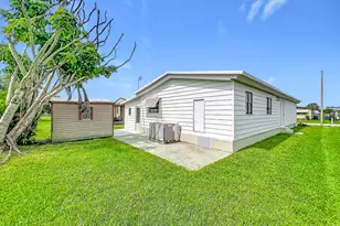 1945 Live Oak St NE, Palm Bay, FL 32905 - Photo 30