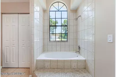1040 Big Horn Circle NW, Palm Bay, FL 32907 - Photo 10
