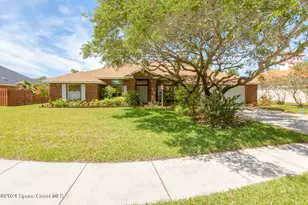 410 Oriole Ln, Indialantic, FL 32903 - Photo 4