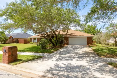 410 Oriole Lane, Indialantic, FL 32903 - Photo 2