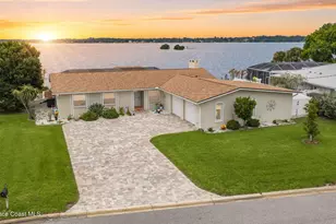 1185 Carrigan Blvd, Merritt Island, FL 32952 - Photo 1
