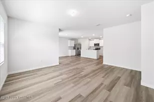 566 Rembrandt St SE, Palm Bay, FL 32909 - Photo 18