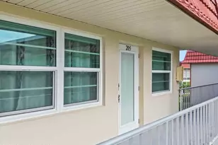 32 Pine Arbor Ln, Vero Beach, FL 32962 - Photo 4
