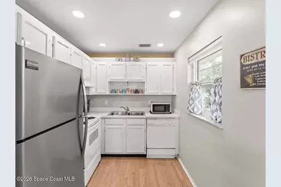 32 Pine Arbor Lane #205, Vero Beach, FL 32962 - Photo 18