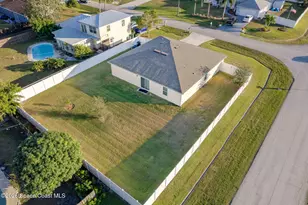 597 NW Kilpatrick Ave, Port Saint Lucie, FL 34983 - Photo 2
