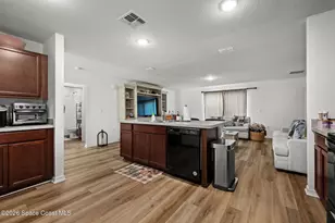 597 NW Kilpatrick Ave, Port Saint Lucie, FL 34983 - Photo 10