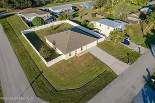 597 NW Kilpatrick Ave, Port Saint Lucie, FL 34983 - Photo 1