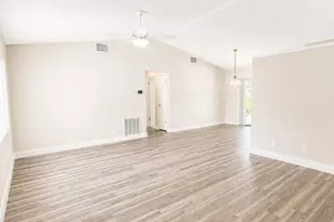 662 Castaways St NE, Palm Bay, FL 32907 - Photo 4