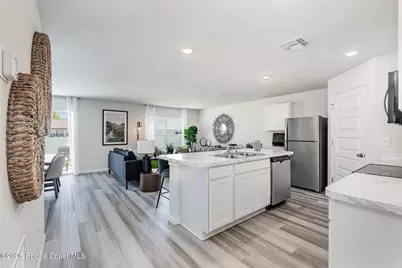 491 Helicon Avenue NW, Palm Bay, FL 32907 - Photo 6