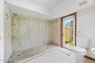 2370 Ophelia Ln, Melbourne, FL 32934 - Photo 10