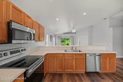 2476 Hidden Pine Lane NE, Palm Bay, FL 32905 - Photo 8