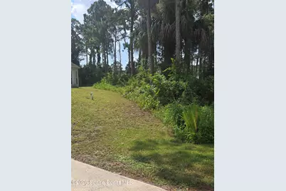 1524 Holbrook Road NW, Palm Bay, FL 32907 - Photo 2