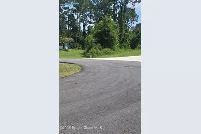 1524 Holbrook Road NW, Palm Bay, FL 32907 - Photo 6