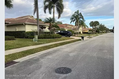 7441 Bob O Link Way, Port Saint Lucie, FL 34986 - Photo 4