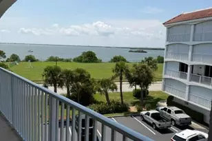 8914 Puerto Del Rio Dr, Cape Canaveral, FL 32920 - Photo 4