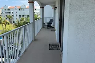 8914 Puerto Del Rio Dr, Cape Canaveral, FL 32920 - Photo 2