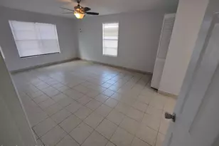 981 Forest St NE, Palm Bay, FL 32907 - Photo 8