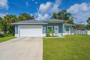 1725 20th Ave, Vero Beach, FL 32960 - Photo 1