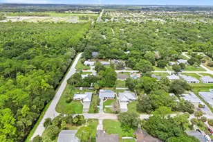1263 37th Ave SW, Vero Beach, FL 32968 - Photo 28