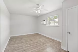1263 37th Ave SW, Vero Beach, FL 32968 - Photo 10