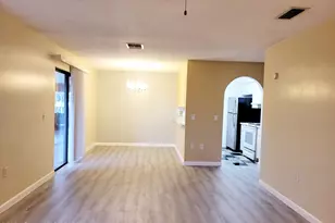 235 San Juan Cir, Melbourne, FL 32935 - Photo 10