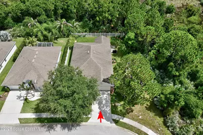 250 Briarcliff Circle, Sebastian, FL 32958 - Photo 6