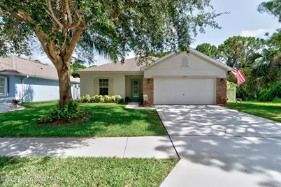 250 Briarcliff Circle, Sebastian, FL 32958 - Photo 1