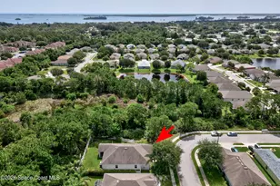 250 Briarcliff Cir, Sebastian, FL 32958 - Photo 4