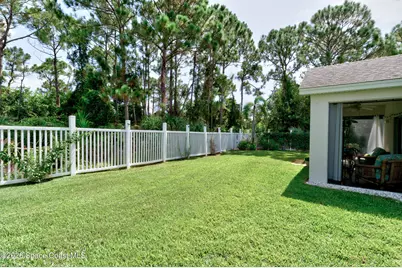 250 Briarcliff Circle, Sebastian, FL 32958 - Photo 34