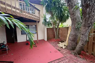 8789 Live Oak Ct, Cape Canaveral, FL 32920 - Photo 2