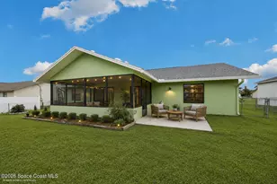 1737 Nanton St NW, Palm Bay, FL 32907 - Photo 2