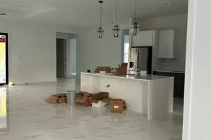 390 Tamarind Cir NW, Palm Bay, FL 32907 - Photo 4