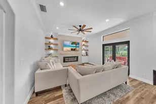 6347 Shadow Tree Ln, Lake Worth, FL 33467 - Photo 8